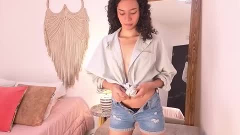 violet__15 online show from February 12, 12:40 pm