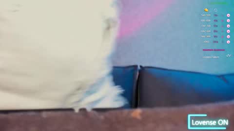 violet____h online show from November 29, 6:56 pm