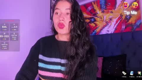 Snapshot of violet_blaze chatting on October 16, 10:07 am online show from October 16, 10:07 am