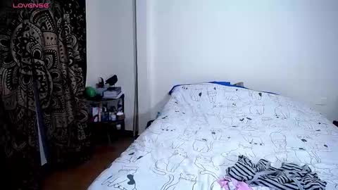  Violet  online show from September 29, 3:33 am