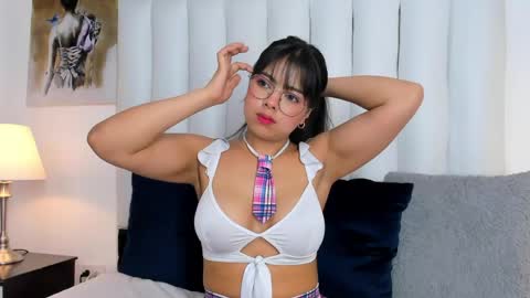 Mary online show from May 8, 7:05 pm