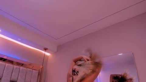 Violeta  online show from September 16, 10:12 am