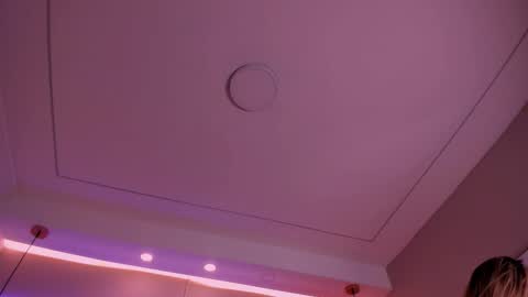 Violeta  online show from November 29, 11:25 am