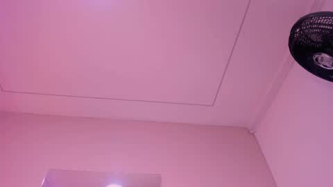 Violeta  online show from December 4, 11:12 am