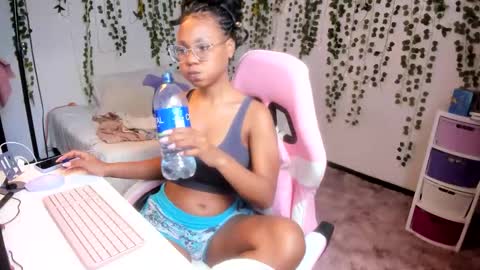 Violeta online show from March 14, 6:53 pm