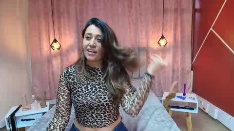 VIOLETA online show from September 18, 6:39 pm