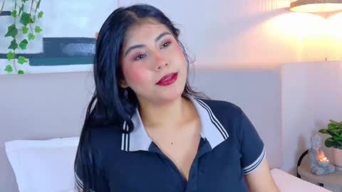 Violet online show from April 15, 12:06 pm