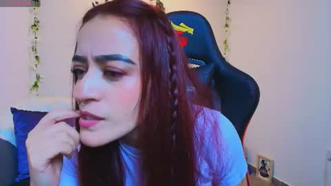 violeth_rosse_ online show from June 27, 1:17 pm
