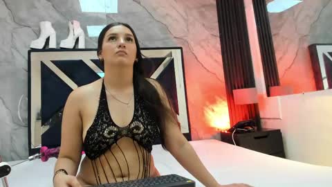 Violet Rose online show from May 10, 10:34 pm