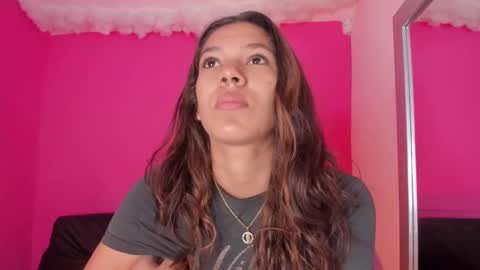 violett_24_ online show from March 12, 12:36 pm