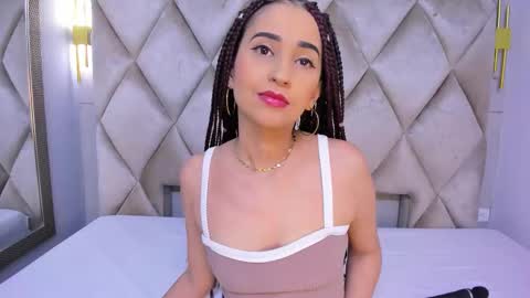 Violett  online show from February 12, 8:32 pm