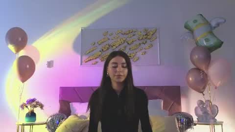 violetta_finch online show from June 18, 11:04 am