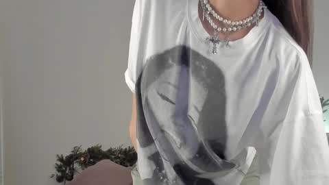 violetta_finch online show from January 22, 8:29 am