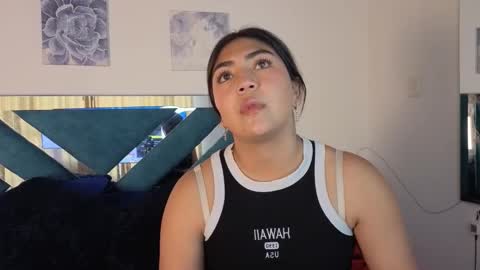violettabloom1_ online show from October 15, 8:11 pm