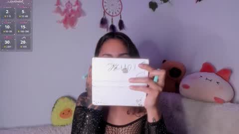 Violette  online show from January 13, 1:11 am