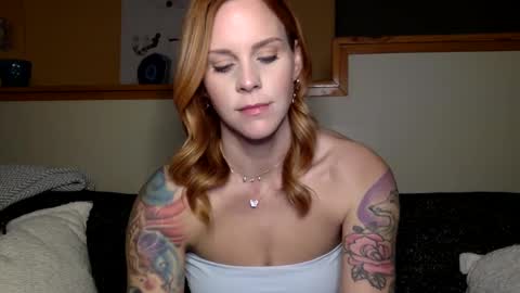 Violet online show from December 3, 12:22 am