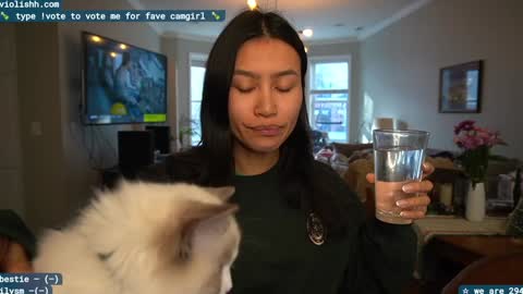 follow me on twitter violishh and ig violishh  online show from January 4, 8:16 pm