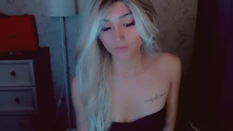 Pearl online show from February 19, 8:14 am