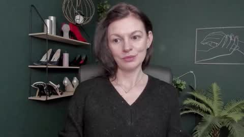 Vivian online show from March 6, 6:41 am