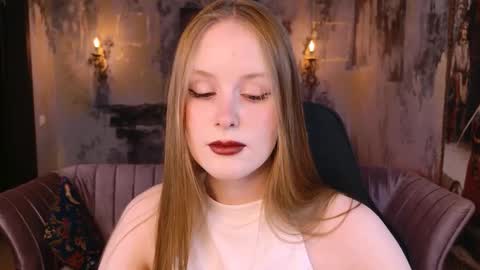 Vivien online show from November 21, 1:13 pm