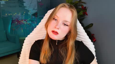 Vivien online show from March 31, 7:08 am