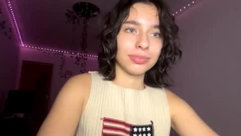 Vivi online show from November 28, 4:10 pm