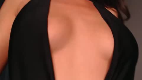 Snapshot of vivienneclement chatting on January 25, 4:31 pm Vivienne online show from January 25, 4:31 pm
