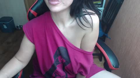 Snapshot of vivo244 chatting on December 17, 11:38 pm Eva online show from December 17, 11:38 pm