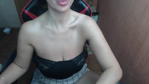 Snapshot of vivo244 chatting on October 12, 12:13 am Eva online show from October 12, 12:13 am