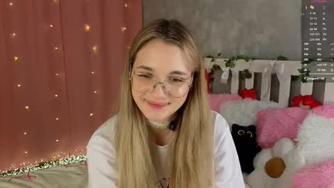 vivyboo111 online show from February 4, 7:39 pm