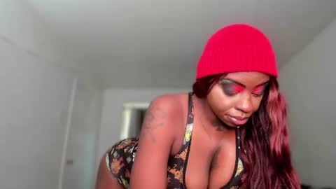 Sasha Malone online show from July 1, 4:28 pm