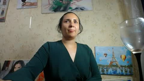 voulezvous_angel online show from June 5, 6:25 pm