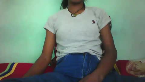 vounialdy online show from February 10, 3:53 pm