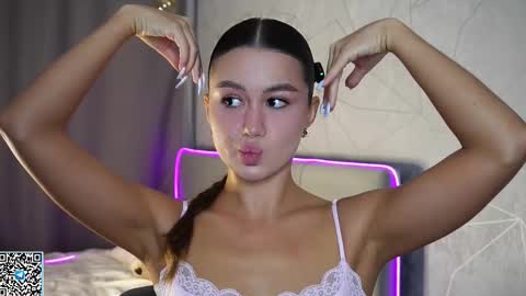 Snapshot of vvilly_wonka chatting on September 10, 1:49 am Ethal - thank you for thumb up online show from September 10, 1:49 am