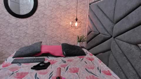 Snapshot of waleskabbw_ass chatting on September 13, 12:24 pm waleska online show from September 13, 12:24 pm