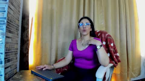Snapshot of wanda_walton chatting on February 28, 3:26 pm Wanda online show from February 28, 3:26 pm