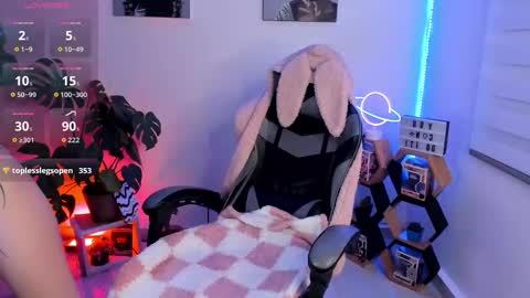   online show from September 10, 2:44 am