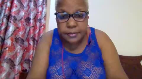 weaverbird25 online show from March 28, 8:41 pm