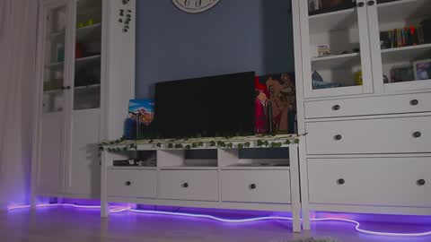  moon  online show from December 2, 1:12 pm