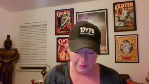 WendyCU online show from December 15, 5:45 am