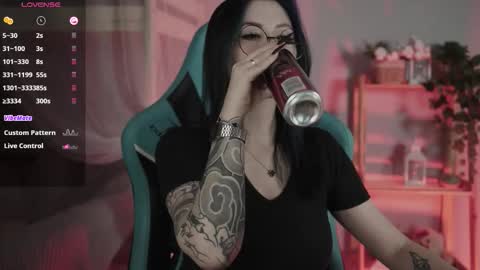 little girl who is always rightLisa online show from October 25, 1:24 am