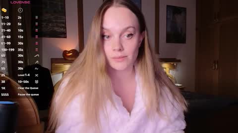 Snapshot of wet_lana chatting on October 20, 7:28 pm Lana online show from October 20, 7:28 pm