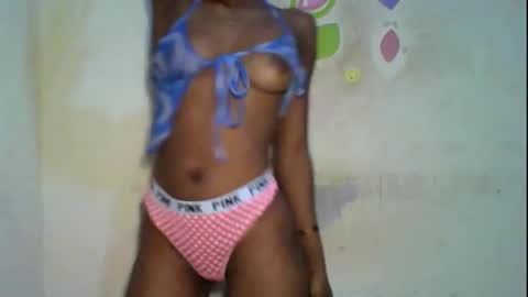 Bella online show from October 31, 8:35 pm