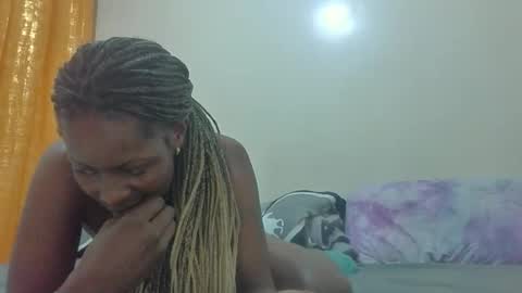 wetberry20 online show from November 11, 6:49 pm