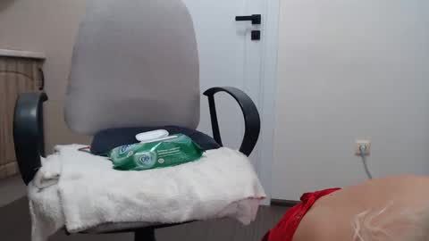 wetsexyladyy online show from September 26, 6:44 am