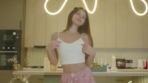 Naomi online show from October 27, 2:18 am