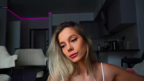 Kate  online show from March 6, 9:03 am