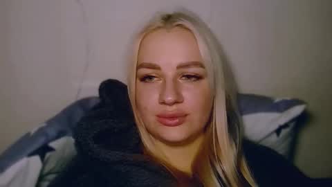 whitehex666 online show from February 20, 2:29 pm