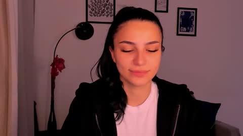 whoislulu online show from September 14, 8:40 pm