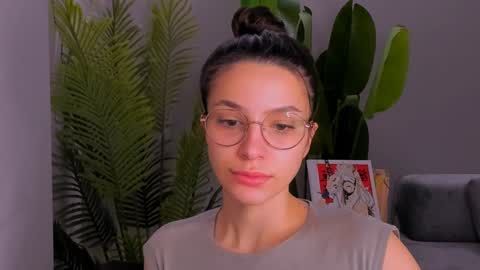 whoislulu online show from December 31, 1:57 am